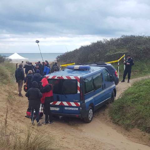 MEURTRE A OMAHA BEACH en Drone